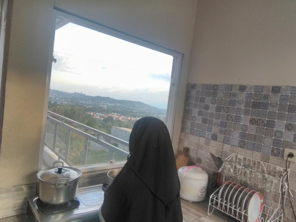 Syariah Runia Villa Лембанг Экстерьер фото
