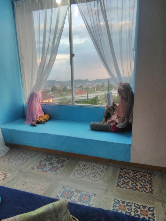 Syariah Runia Villa Лембанг Экстерьер фото