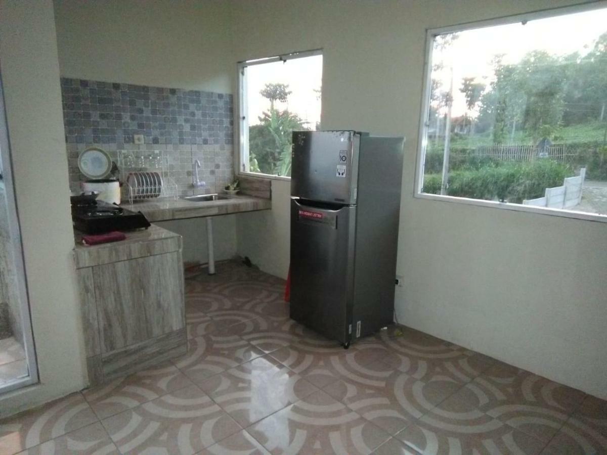 Syariah Runia Villa Лембанг Экстерьер фото